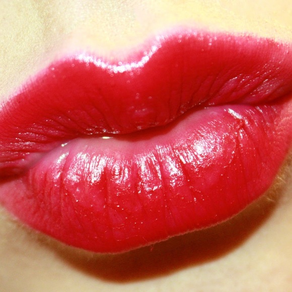 Like❤️to BOOKMARK my closet! - Picture 6 of 12